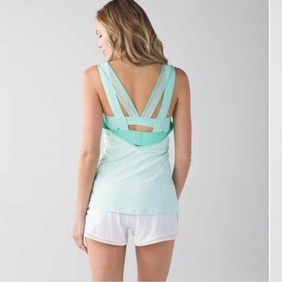 Lululemon Super Sport Tank Bra Stretch Top Medium Support Wide Straps Layered 6 - Picture 4 of 16